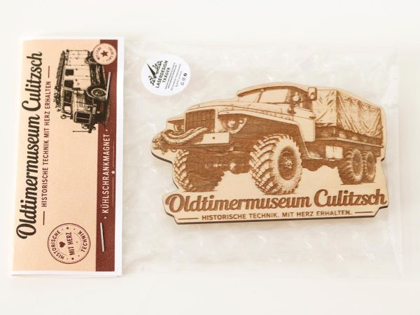 Kühlschrankmagnet aus Holz in Verpackung